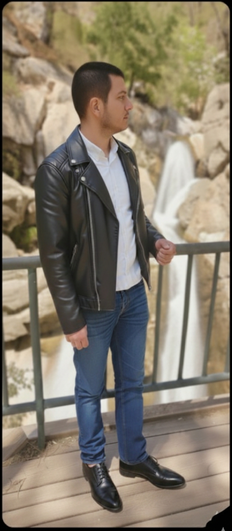 Eren Saran Fotoğrafı